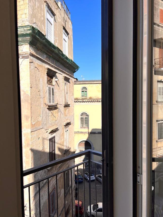 Vico Longo 25 - Ensuit Flat In The Heart Of ナポリ エクステリア 写真