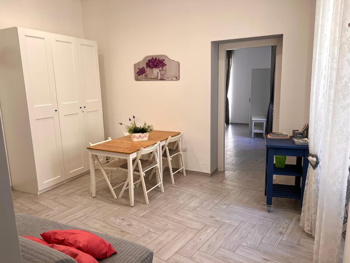 Vico Longo 25 - Ensuit Flat In The Heart Of ナポリ エクステリア 写真